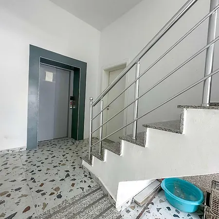 Costa Mali Apartamento Golem (Tirana)